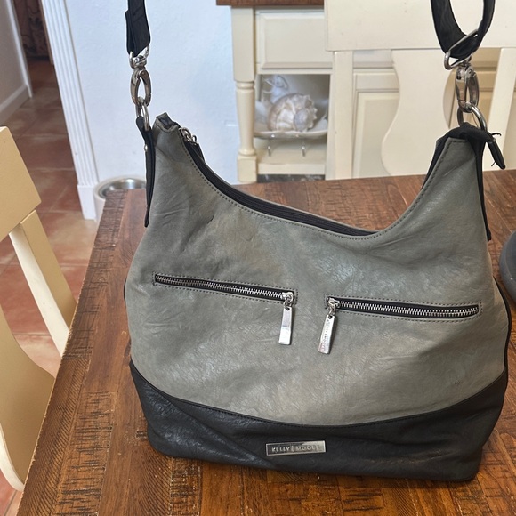 Kelly Moore Black and Gray Duffel camera Bag - Picture 2 of 8